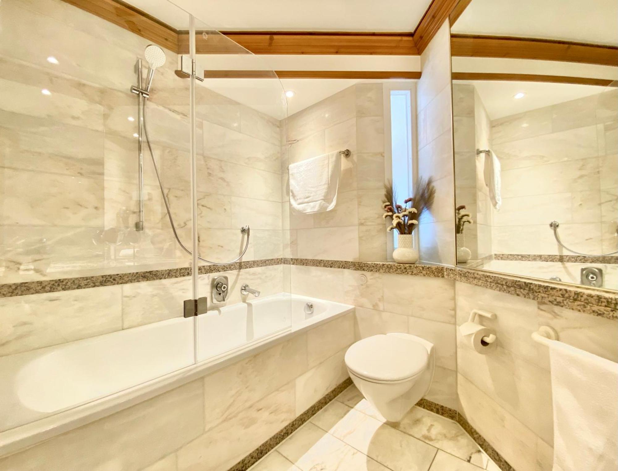 Best Butler I Romantic 4Two I Kueche I Balkon I Parken I Schlossblick Fussen Exterior photo